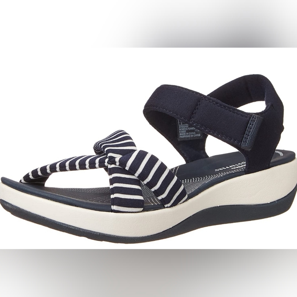 NEW Clarks Womens Comfort Walking Sandal Flat Sandal SZ 9.5